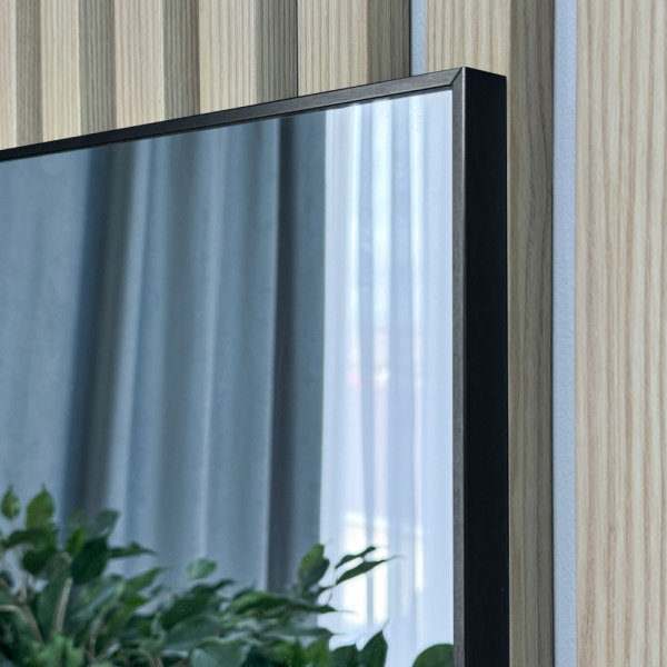 Настенное зеркало PLAZA